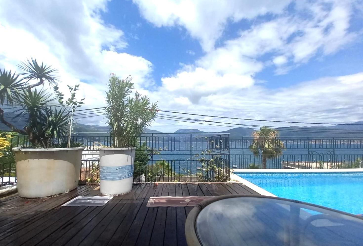 Apartment Tri Kiparisa Tivat Bagian luar foto