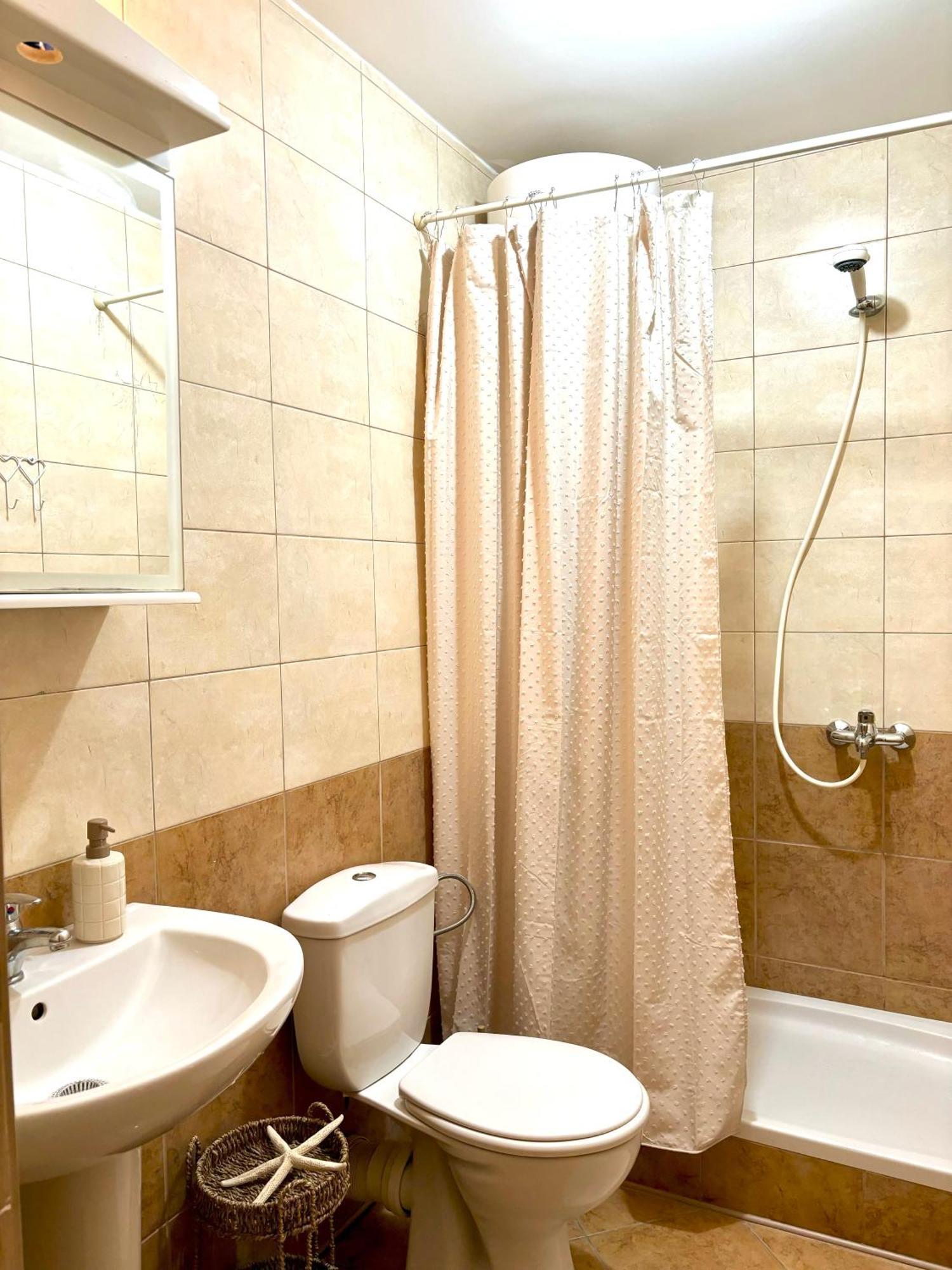 Apartment Tri Kiparisa Tivat Bagian luar foto