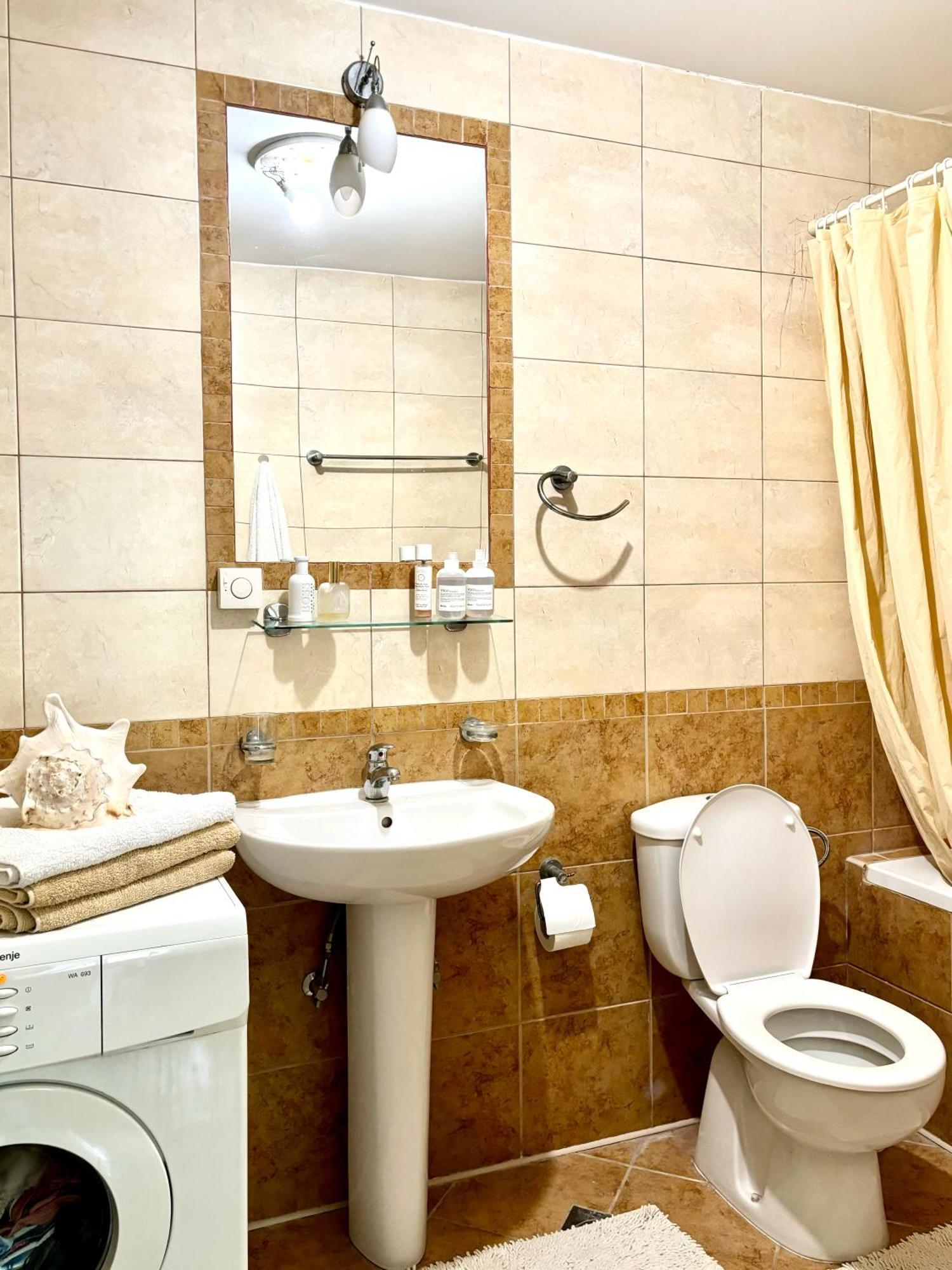 Apartment Tri Kiparisa Tivat Bagian luar foto