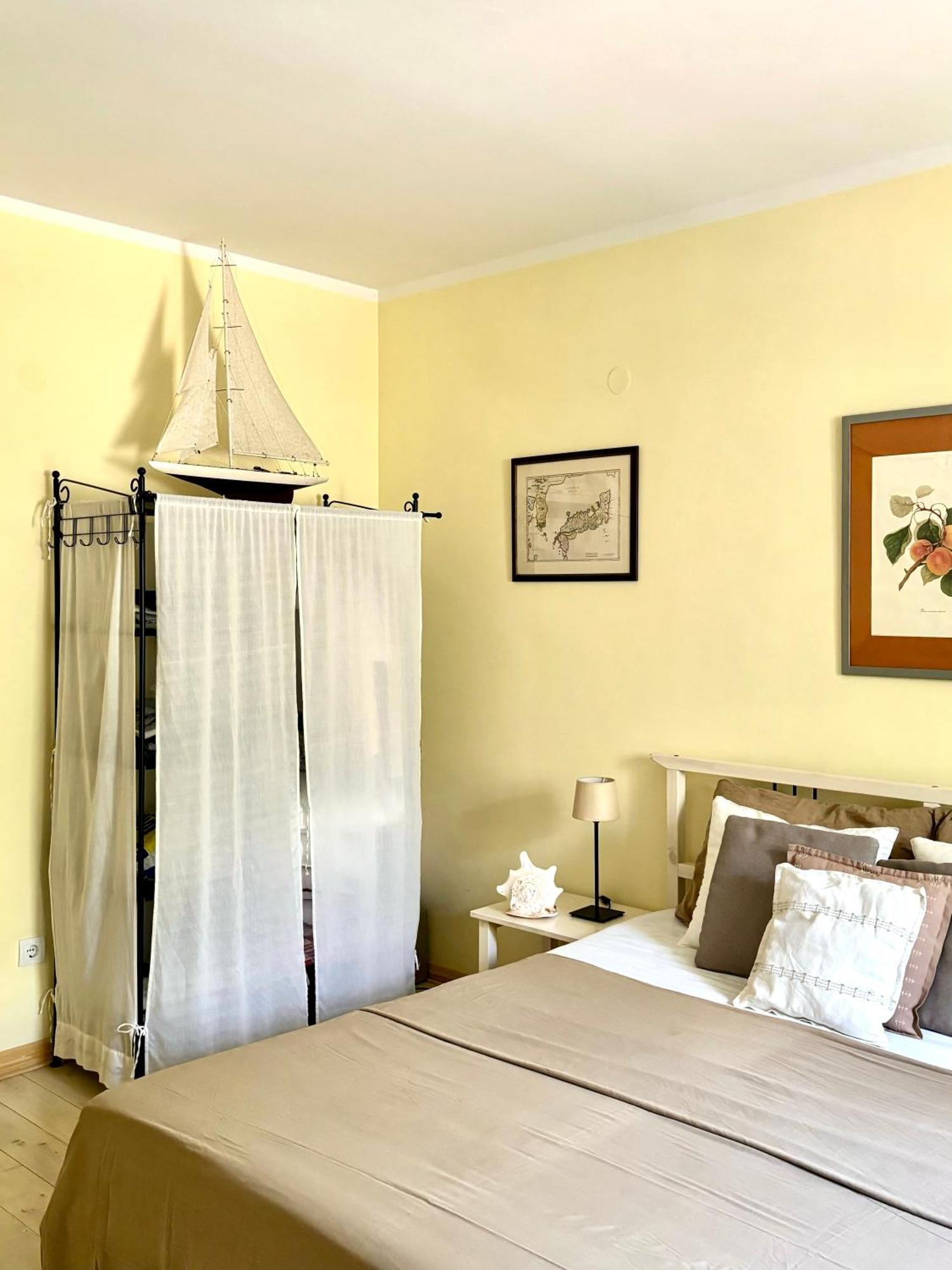 Apartment Tri Kiparisa Tivat Bagian luar foto